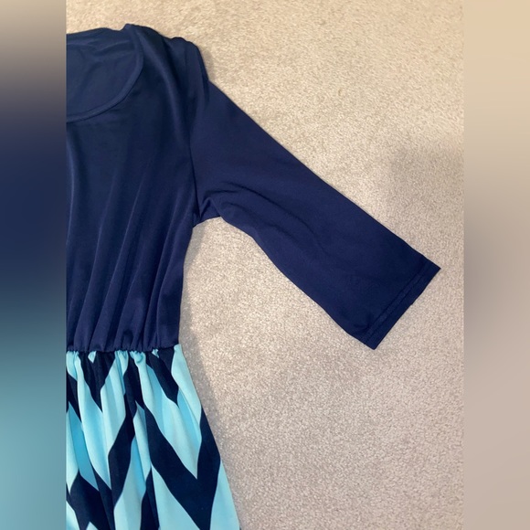 Long sleeve dress - Picture 5 of 5